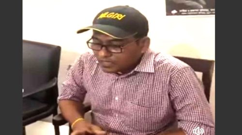 স্ত্রীর অফিস করেন স্বামী, ভিডিও ভাইরাল  