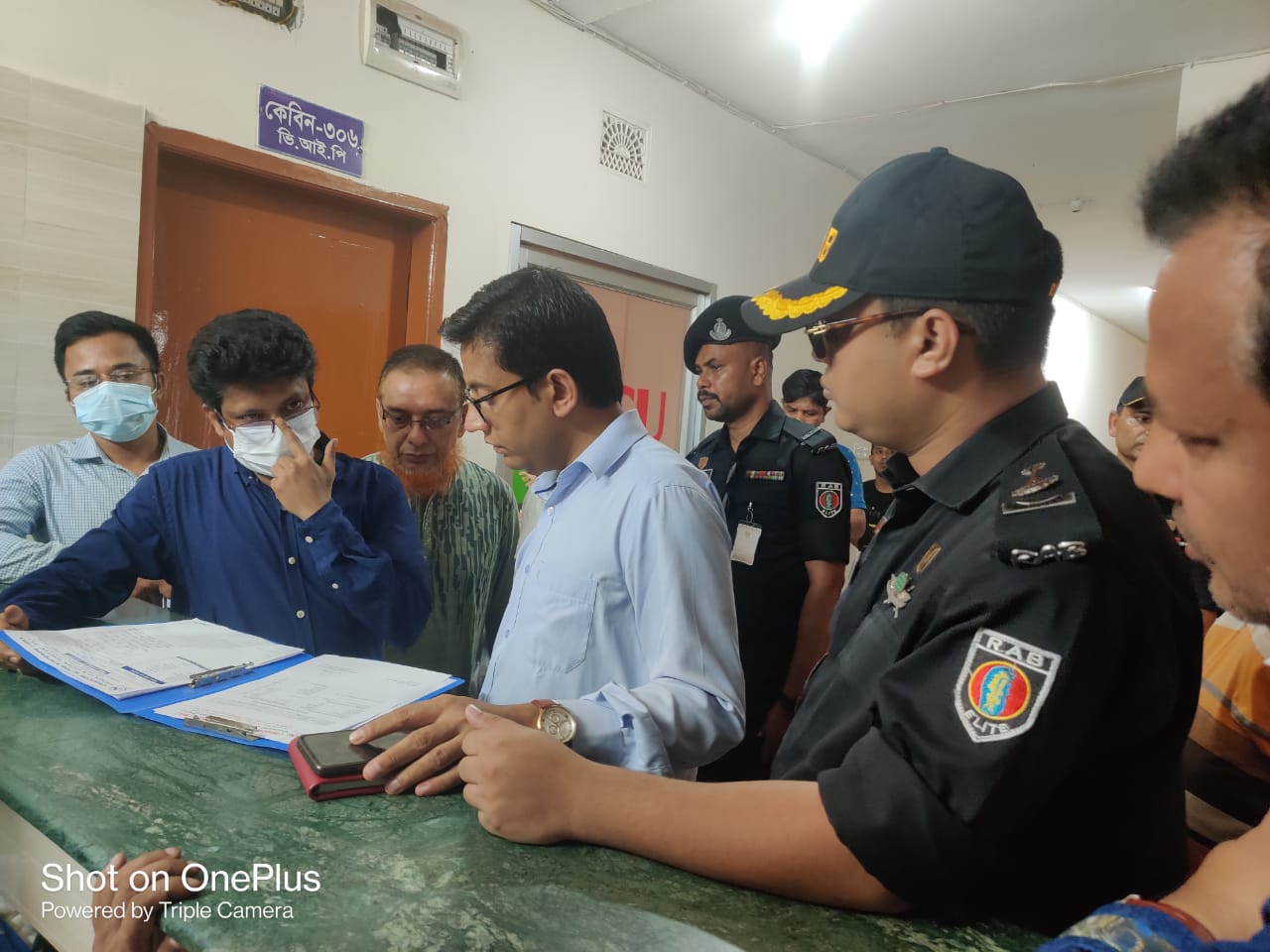 চিকিৎসক ও নার্স না থাকায় ছয় হাসপাতালে জরিমানা
