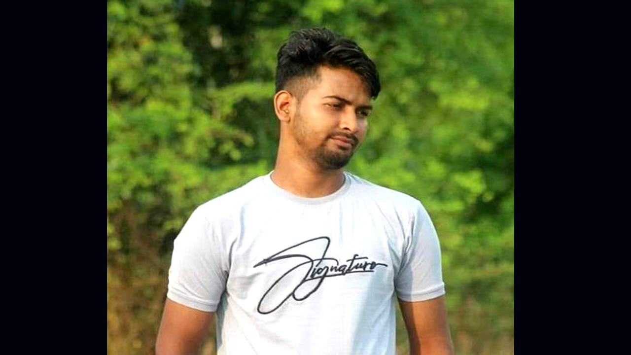 নোয়াখালীতে সিএনজি-ট্রাক্টরের মুখোমুখি সংঘর্ষে সিএনজি চালক নিহত, আহত-৩