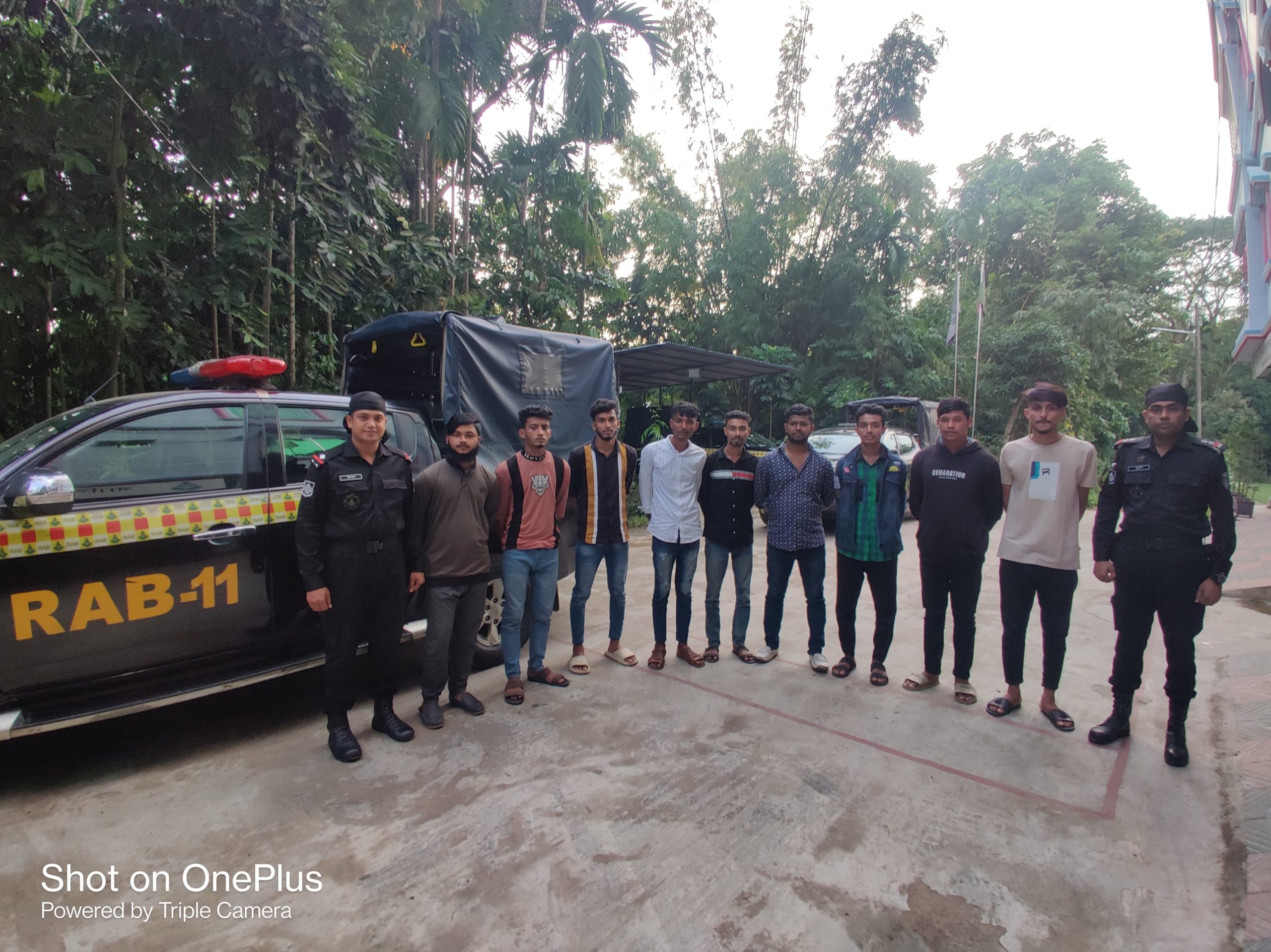 নোয়াখালীতে নাশকতার পরিকল্পনাকালে ৯ কিশোর গ্রেপ্তার