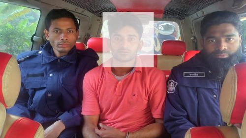 নোয়াখালীতে ডাকাতদলের হামলায় ৩ পুলিশ আহত, গ্রেপ্তার-১