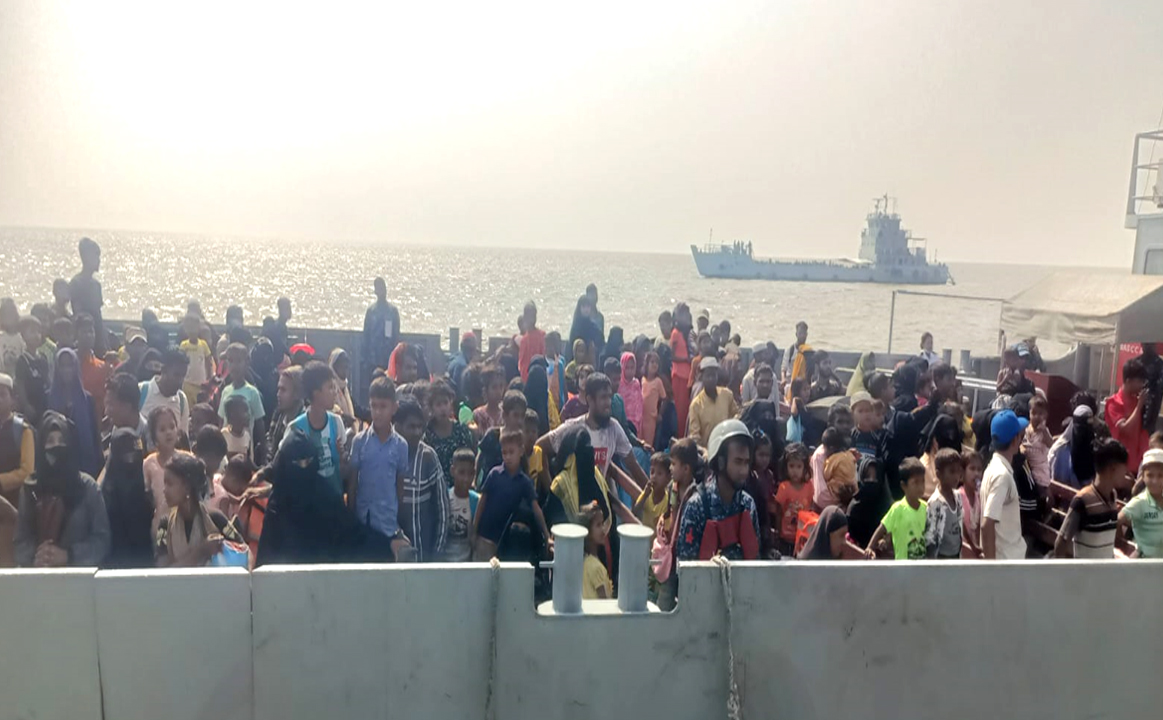 ভাসানচরে পৌঁছালো আরও ১,১৪১ জন রোহিঙ্গা