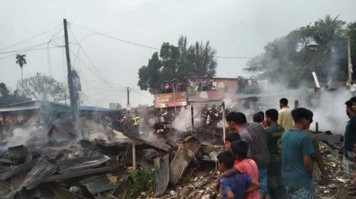 নোয়াখালীর কোম্পানীগঞ্জে বৈদ্যুতিক শট সার্কিটের আগুনে পুড়ল ৮ দোকান