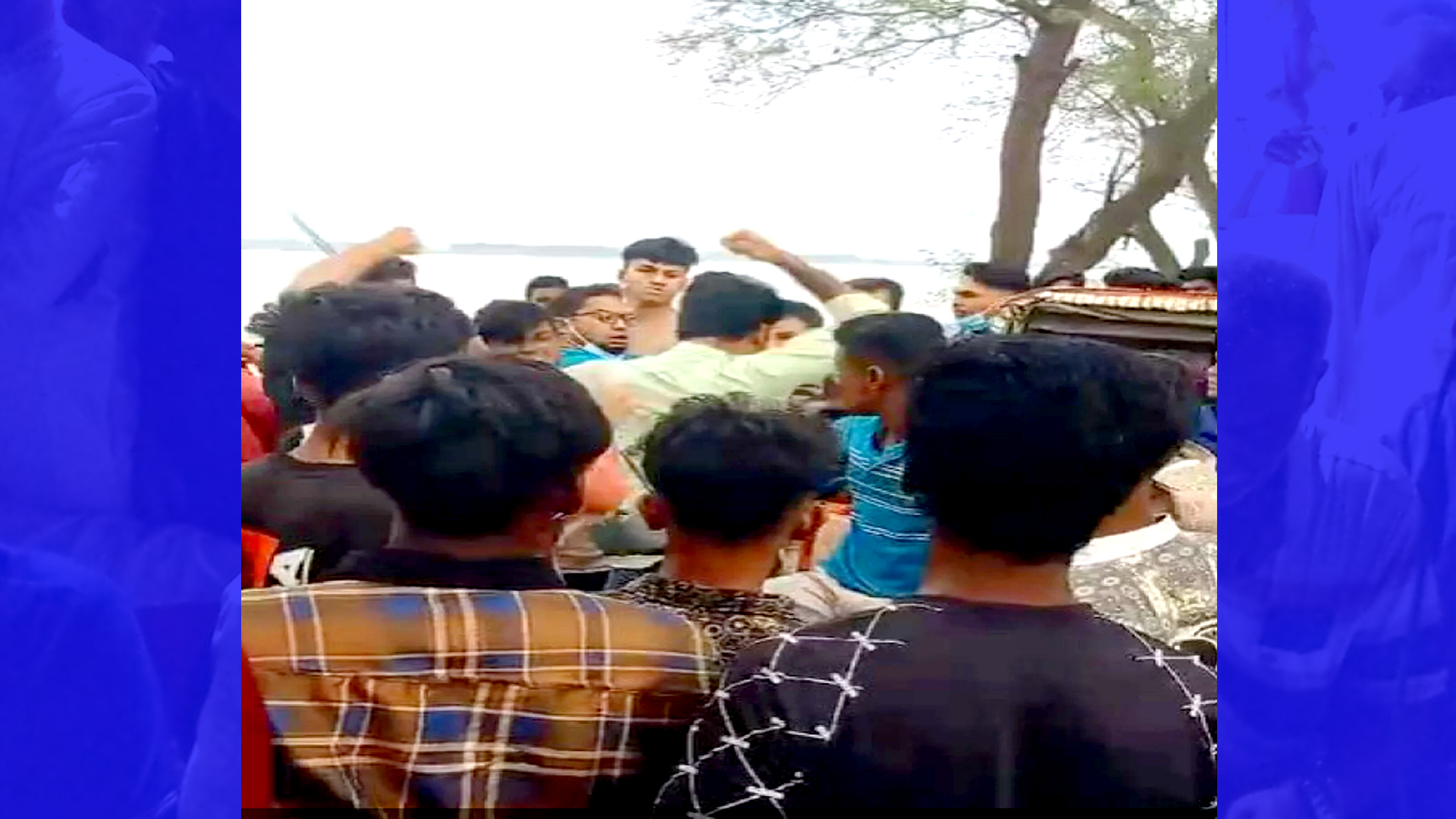 নোয়াখালীতে পর্যটকের সঙ্গে পর্যটকের মারামারি
