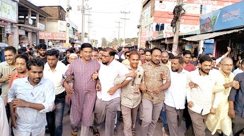 শেখ হাসিনার ফাঁসির দাবিতে নোয়াখালীর সুবর্ণচরে বিক্ষোভ মিছিল ও সমাবেশ