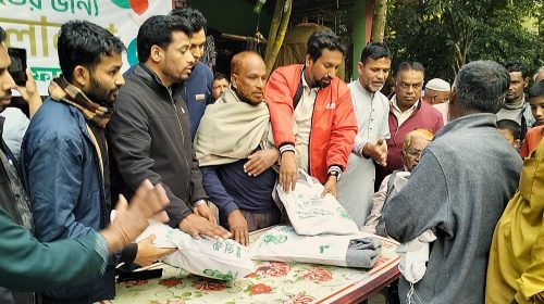 সুবর্ণচরে শীতার্তদের পাশে দেশমাতা ফাউন্ডেশন