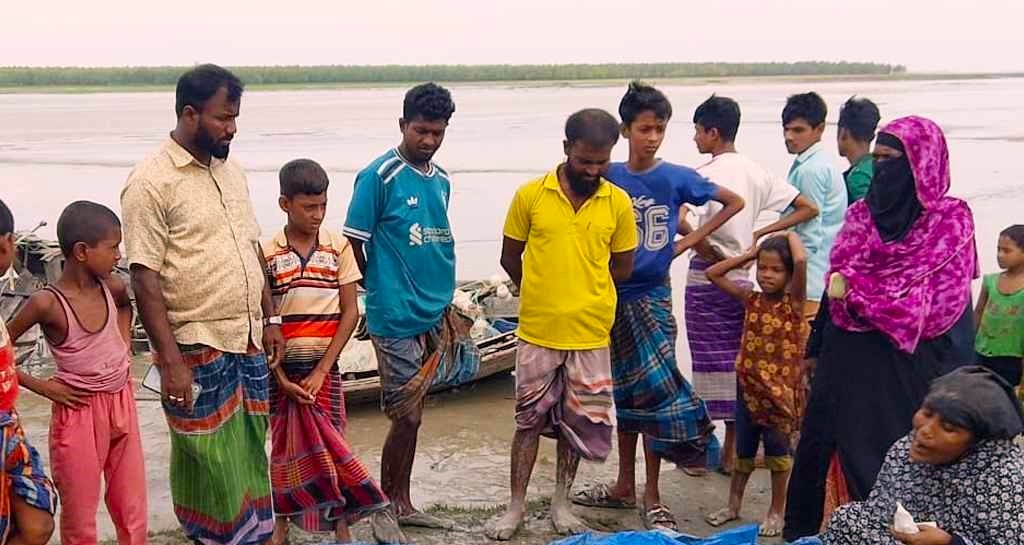 নোয়াখালীতে বাল্কহেডের ধাক্কায় ২জন নিহত