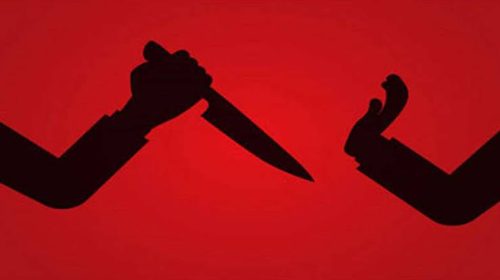 নোয়াখালীতে নারীকে কুপিয়ে টাকা ও স্বর্ণালংকার লুট