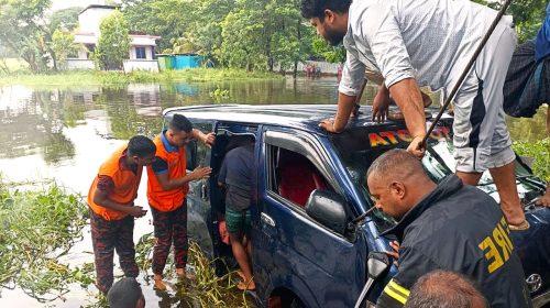 প্রবাসীকে নিয়ে বাড়ী ফেরার সময় ৭ জন নিহত