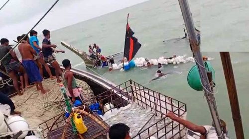 নোয়াখালীতে সাগরে ট্রলার ডুবিয়ে দিয়েছে দস্যুরা, ১৮ জেলে উদ্ধার