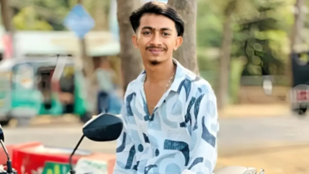 নোয়াখালীতে তেল আনতে গিয়ে সড়কে প্রাণ গেল তরুণের